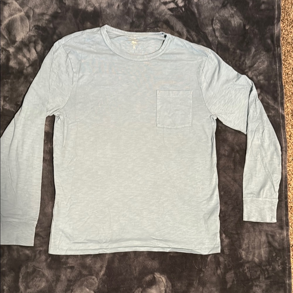 Men's Light Blue Long Sleeve Shirt